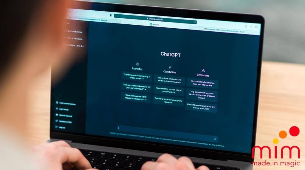 L’Impatto dell’intelligenza artificiale nel lavoro delle Web Agency: Chat fra una ragazza insieme a una intelligenza artificiale